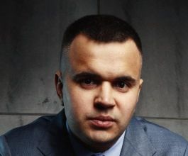 Артем Артамонов