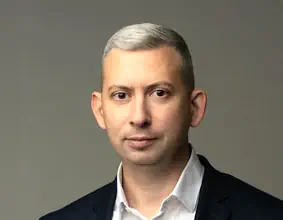 Юрий Иванов