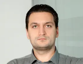 Андрей Амирах