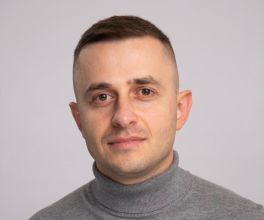 Руслан Корнев