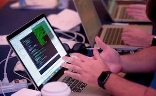 Эффективная команда в кибербезопасности: секреты сборки и тренды рынка – обзор от HH.RU