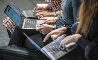 «Если в крупной компании до сих пор не выстроена защита информации, это означает, что компанию уже гарантированно взломали»: Алексей Плешков – о сценариях атак, защите данных и крупнейших утечках года